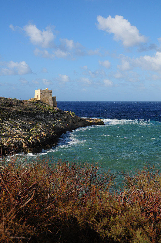 Gozo Xlendi塔,马耳他群岛。